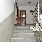 And Roso Apartment Makarska