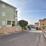 And Roso Apartment Makarska