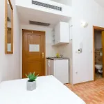 Apartment And Roso