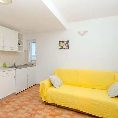 Apartament And Roso Makarska