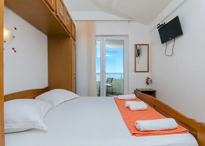 And Roso * Makarská