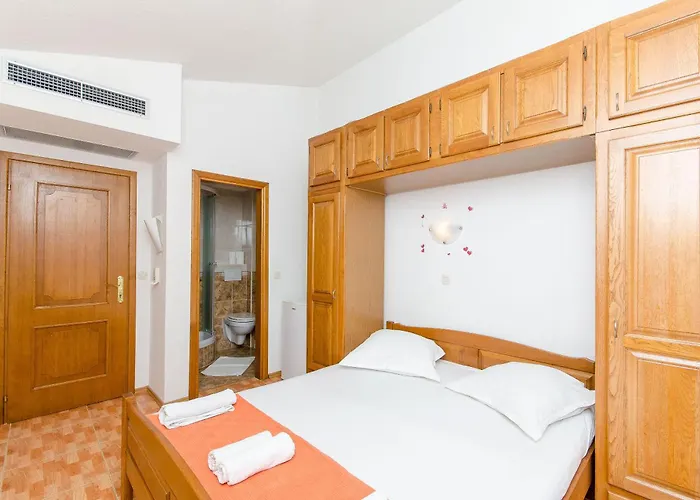 And Roso Apartment *