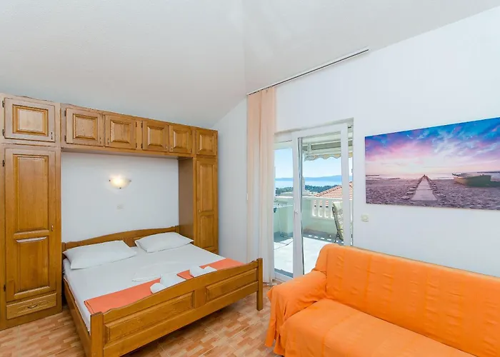 And Roso * Makarská